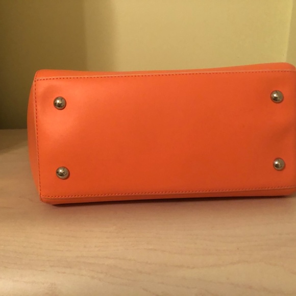 Sale! New Vera Bradley Melon Tote Bag & Detachable Crossbody Strap & Pouch - Picture 9 of 11